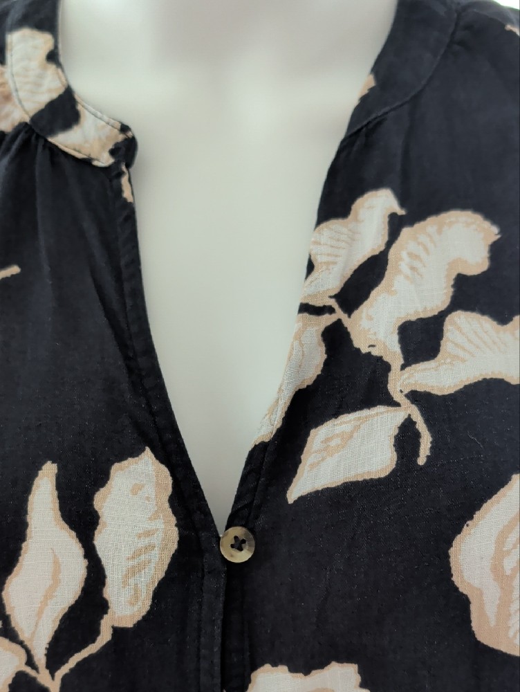 Sonoma Black Blouse With Cream Floral Print — image 3 of 5